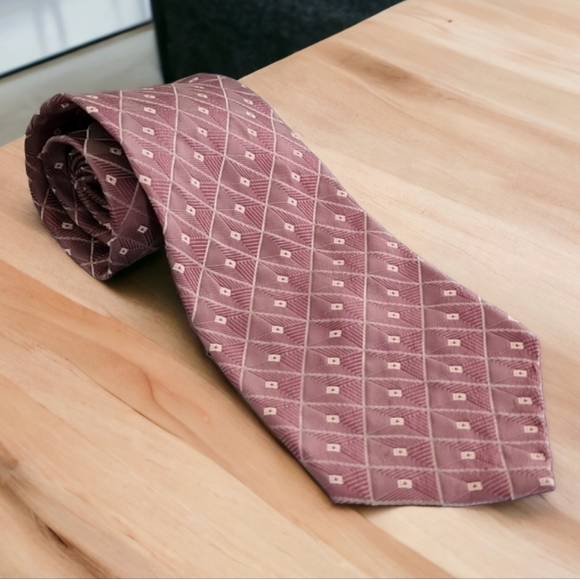 Kenneth Cole Dusty Mauve Rose Textured Executive Geometric Mens Suit Silk Tie - Picture 9 of 9